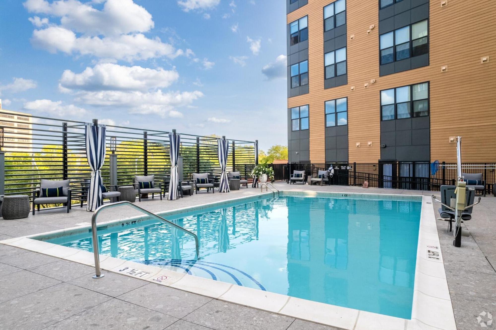 Luxury Apartments By Hyatus At Pierpont New Haven Exterior photo