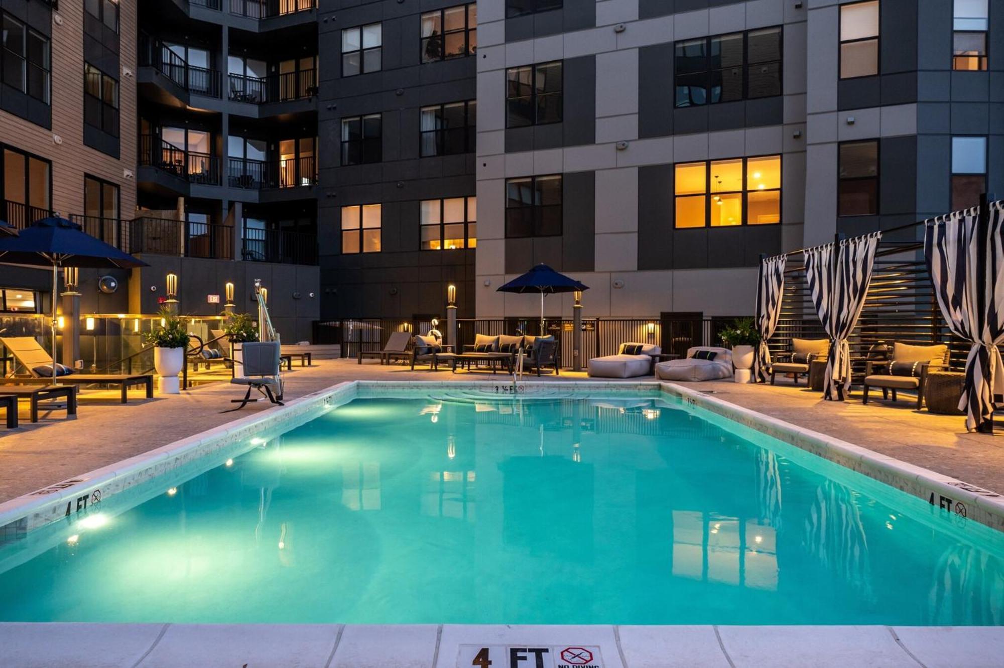 Luxury Apartments By Hyatus At Pierpont New Haven Exterior photo