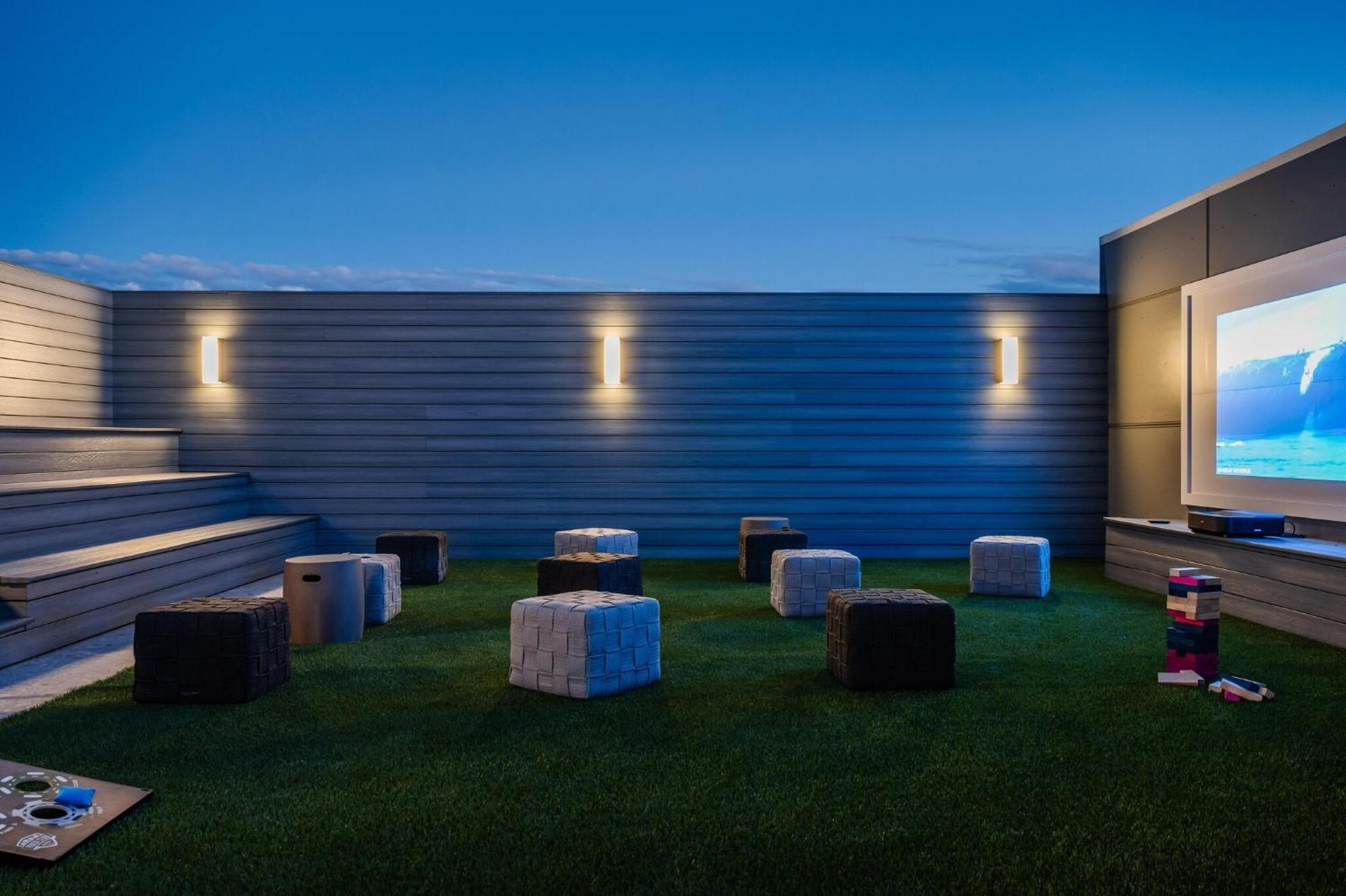 Luxury Apartments By Hyatus At Pierpont New Haven Exterior photo